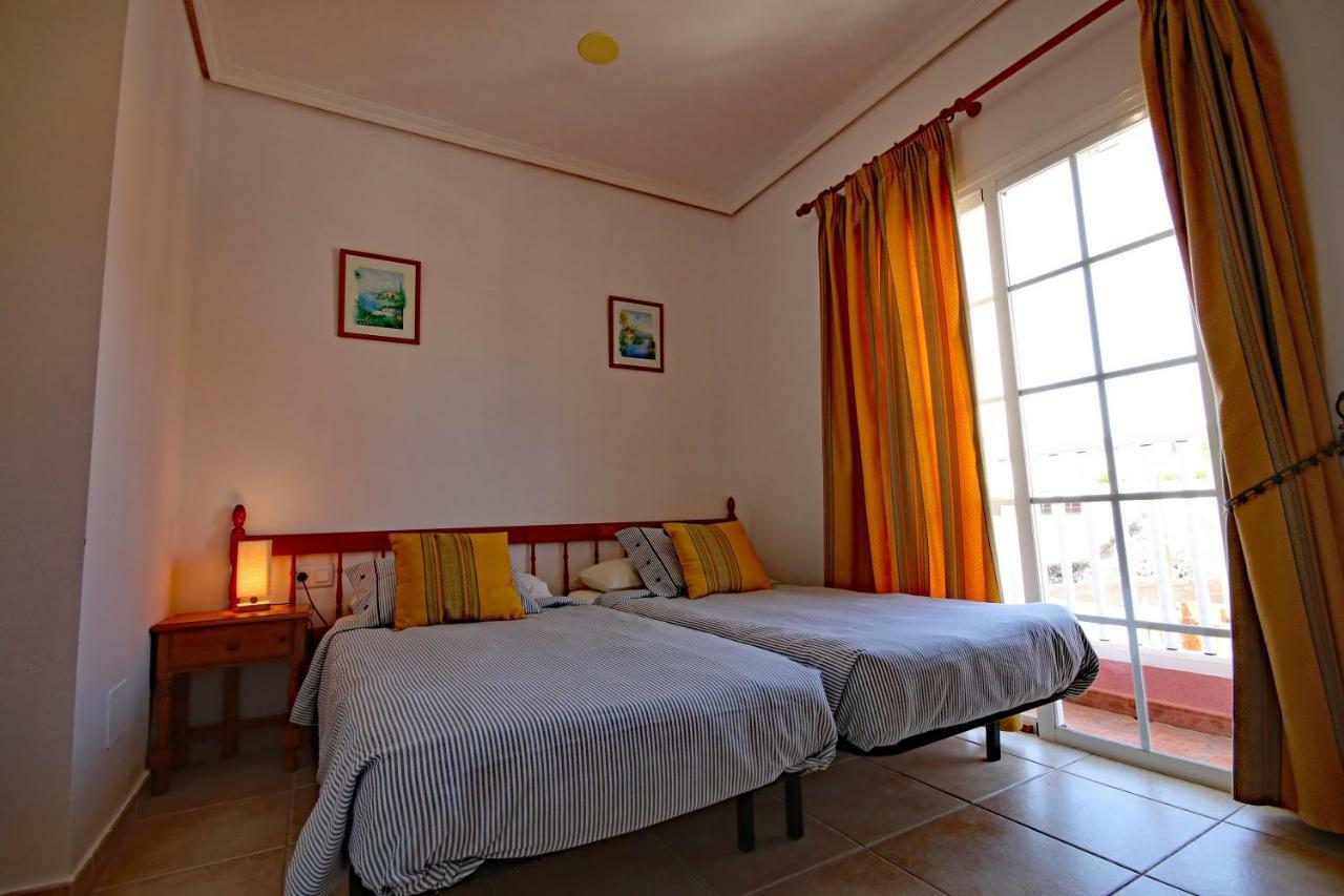 Las Dunas 2 By Rentmedano Pretty 2 Bedroom Villa, Ocean Views, Pool And Wifi El Médano Buitenkant foto